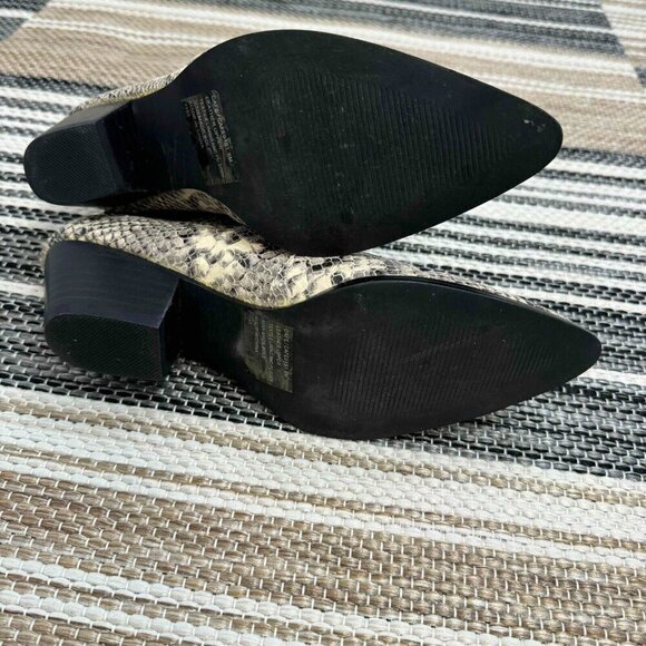 Steve Madden Women's Leather Ankle Bootie Snakeskin Print Pointy Toe Cafe 6M - Picture 11 of 14